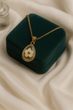 Load image into Gallery viewer, Pearl Petal Glow