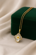 Load image into Gallery viewer, Snowpetal Glow