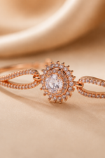 Load image into Gallery viewer, Celeste Halo Rose Gold Crystal Bracelet