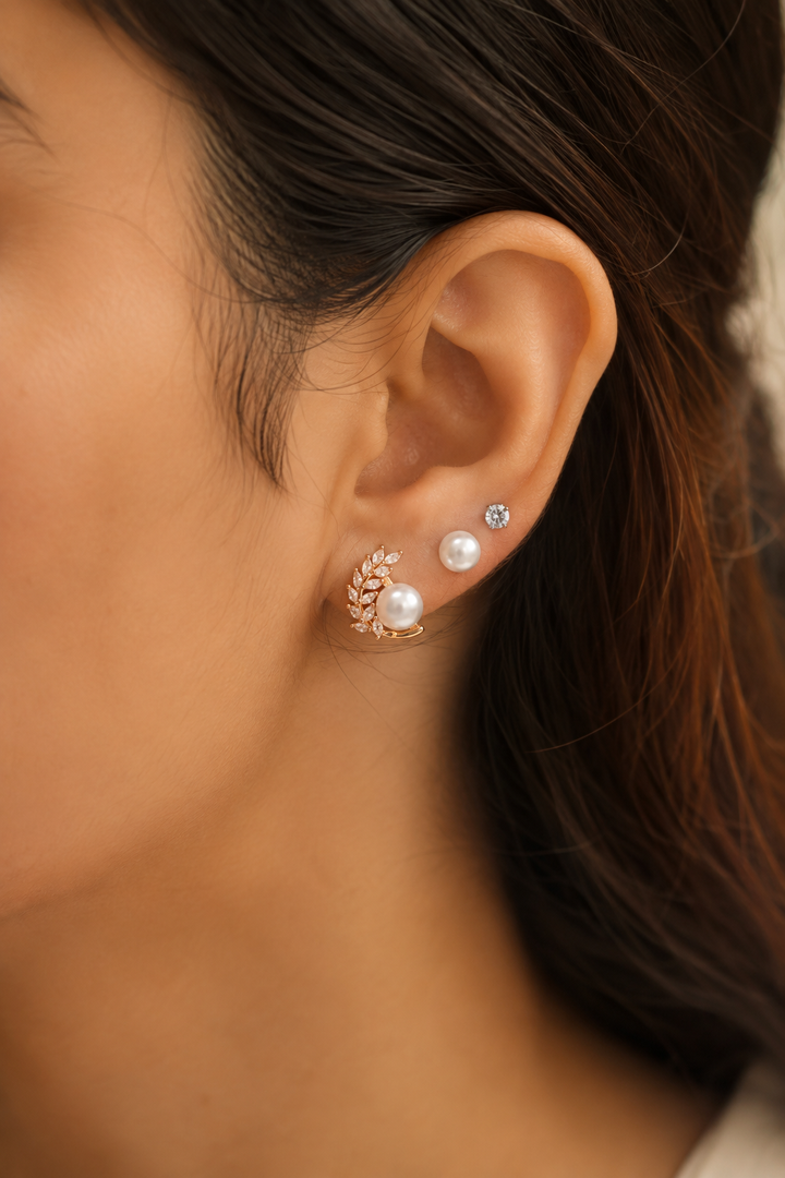 Aurora Pearl Leaf Ear Cuff