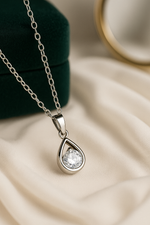 Load image into Gallery viewer, Dewdrop Gleam
