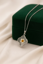 Load image into Gallery viewer, Snowpetal Glow