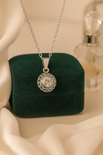 Load image into Gallery viewer, Twirl Spark